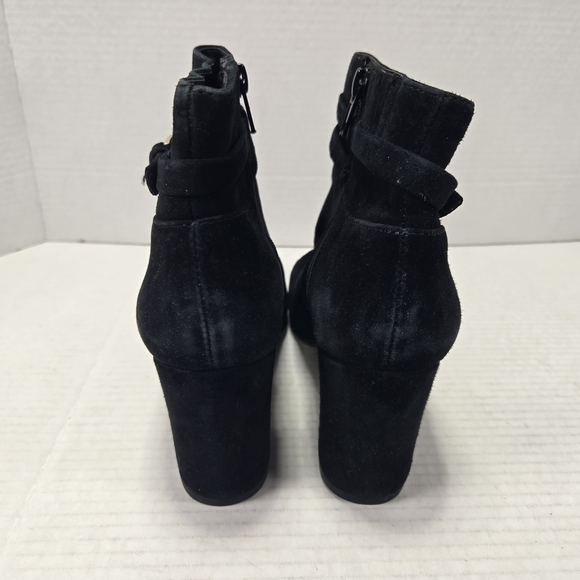 Bella Vita Arlette Black Suede Chelsea Ankle Booties Block Heel Boots Size 8.5 - Picture 4 of 15